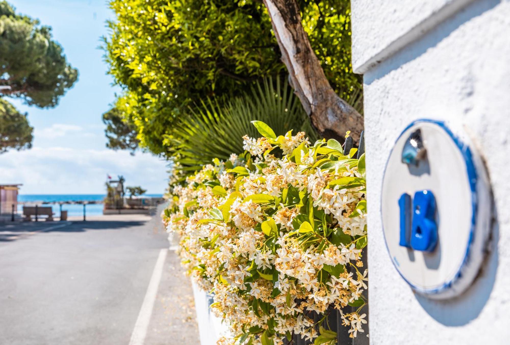Appartamento La Vela San Bartolomeo Al Mare Ngoại thất bức ảnh